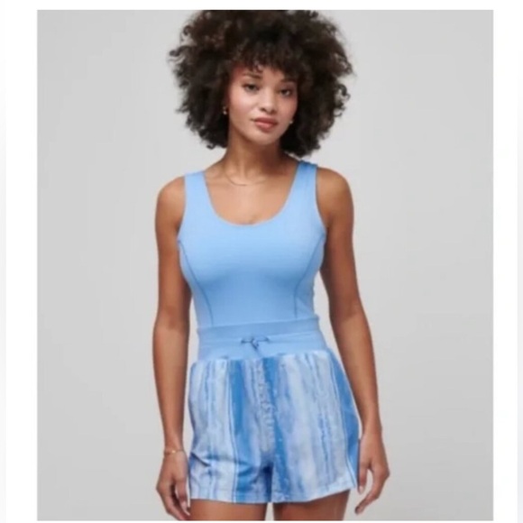 Travis Mathew Romper dawn glow size small - Picture 7 of 8